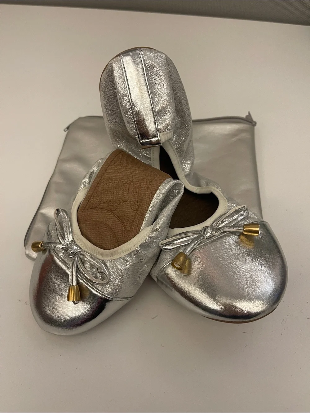 Talaria - Women's Foldable Silver Metallic Ballet Flats Size 10